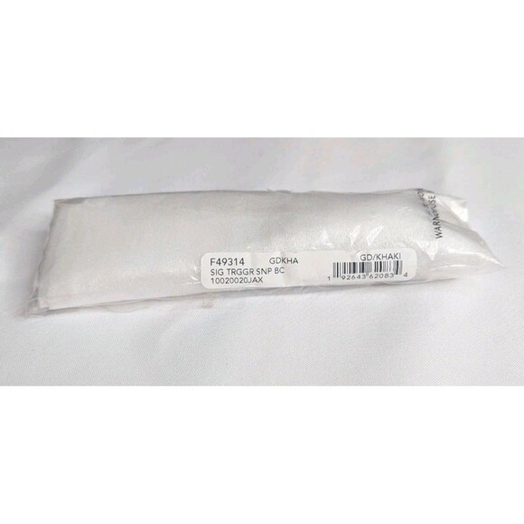 Coach Trigger Snap Bag Charm, Valet Key Fob - Gold, Khaki - Picture 5 of 5